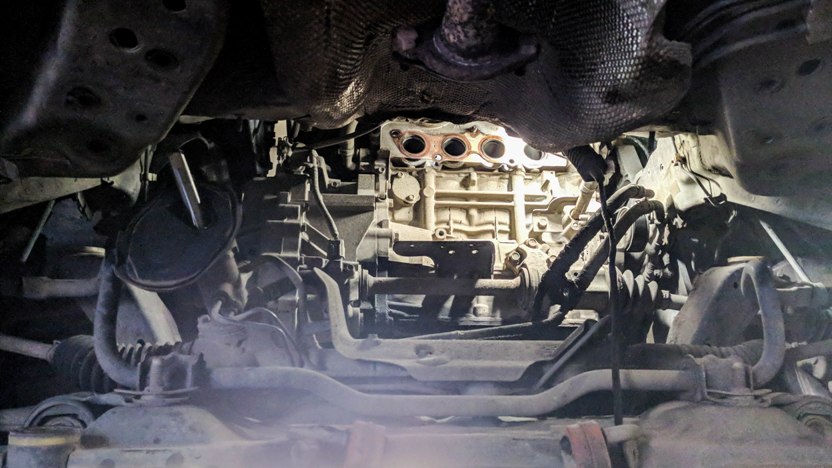 Mazda 3 снятие катализатора, мастерская Пилот Курск
